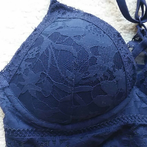 Pretty Navy Lace Bralette - Picture 2 of 4